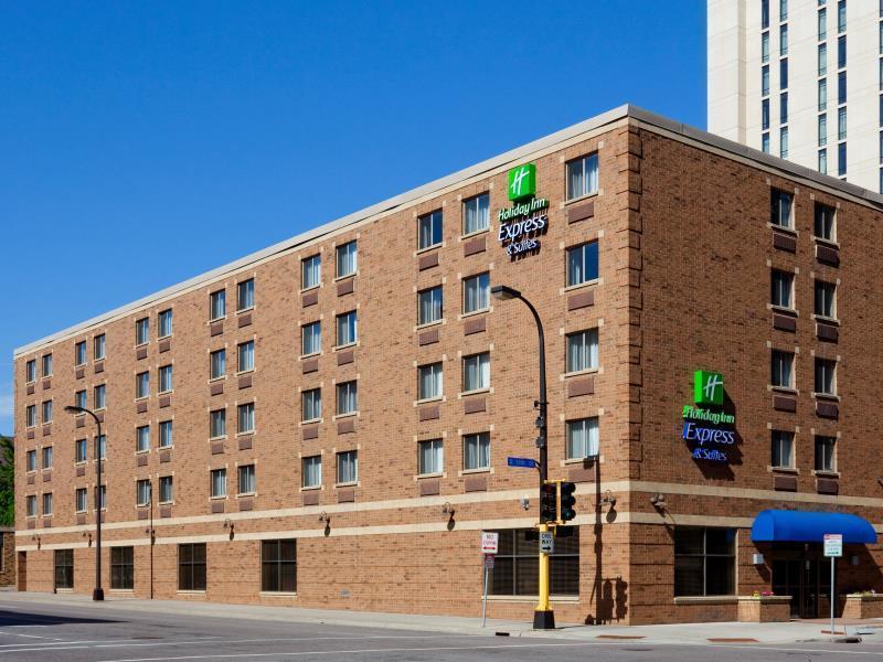Holiday Inn Express Hotel & Suites Minneapolis-Downtown Convention Center By Ihg Exterior foto