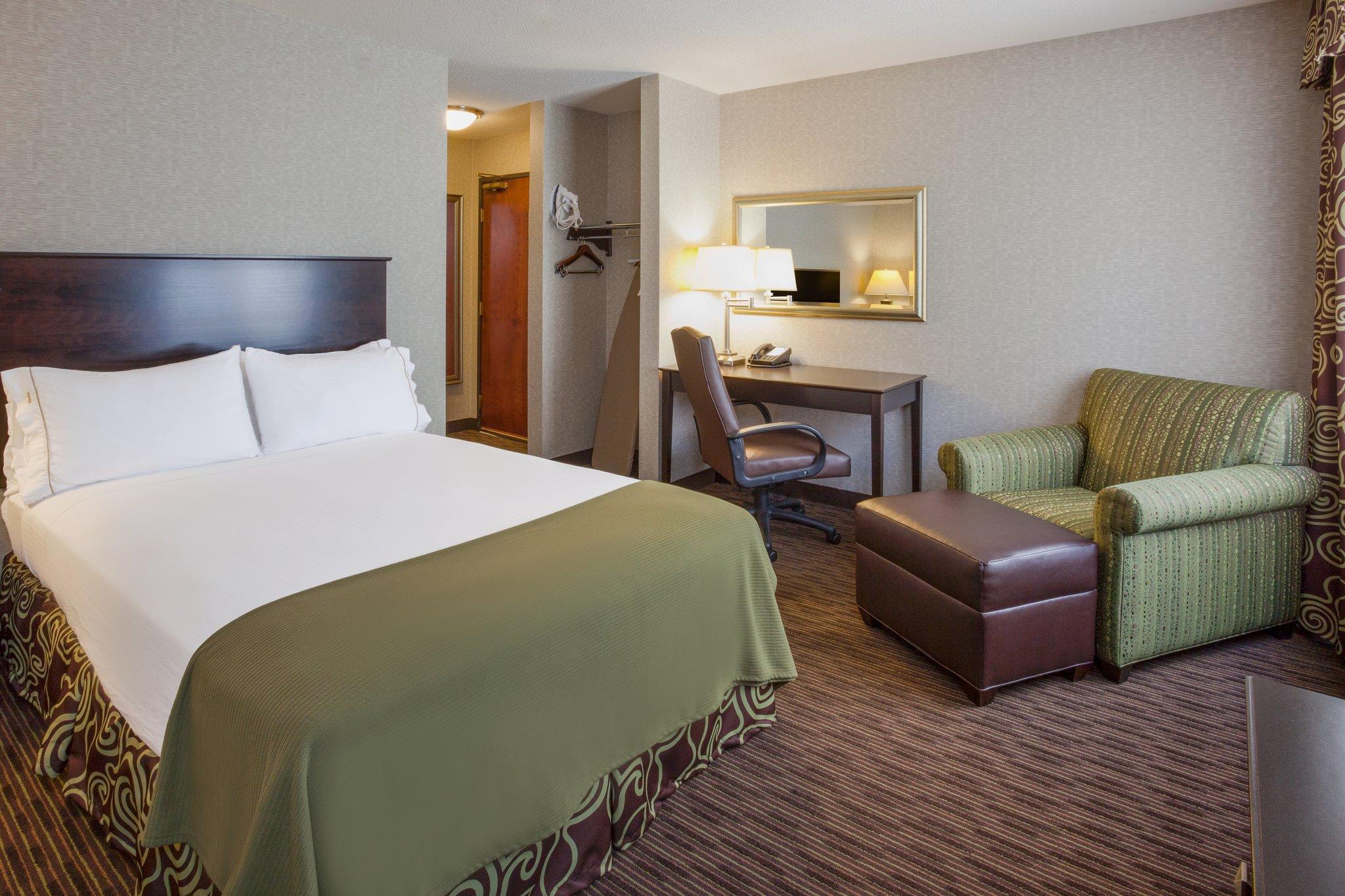 Holiday Inn Express Hotel & Suites Minneapolis-Downtown Convention Center By Ihg Exterior foto