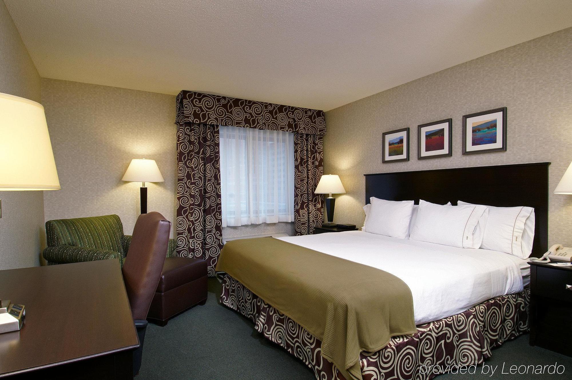 Holiday Inn Express Hotel & Suites Minneapolis-Downtown Convention Center By Ihg Exterior foto