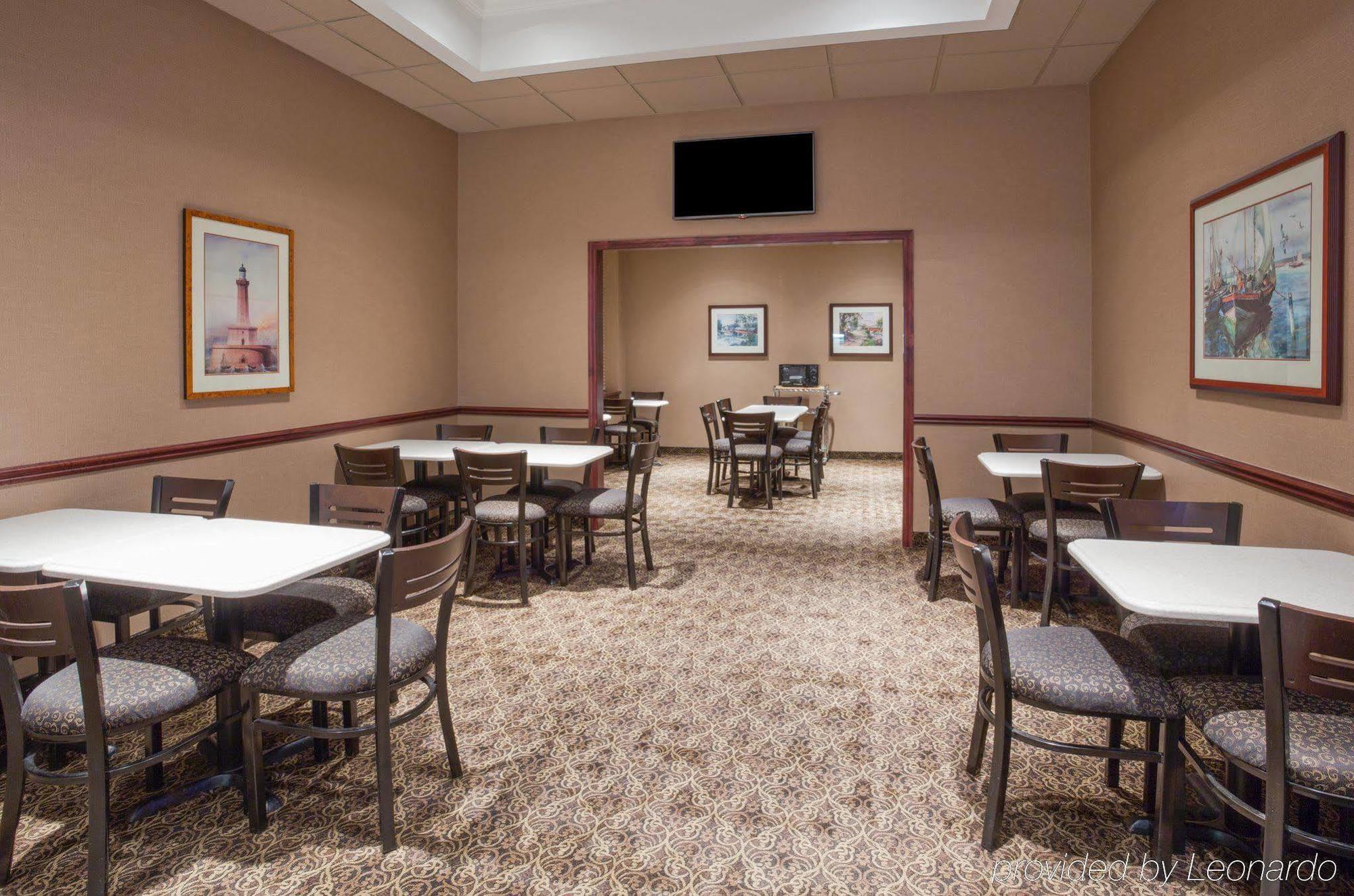 Holiday Inn Express Hotel & Suites Minneapolis-Downtown Convention Center By Ihg Exterior foto