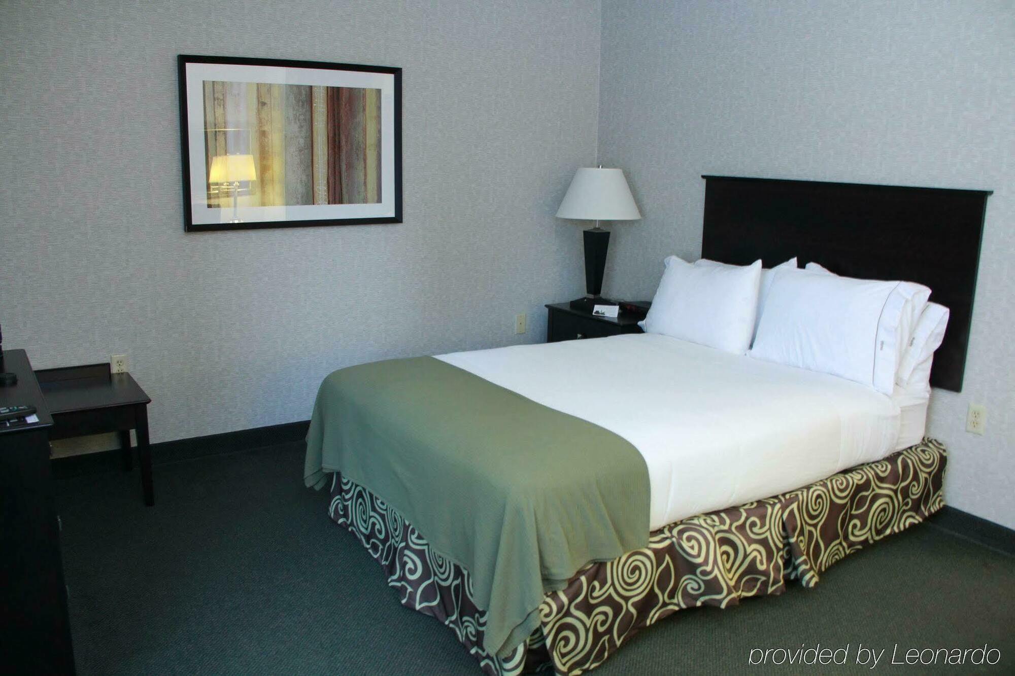 Holiday Inn Express Hotel & Suites Minneapolis-Downtown Convention Center By Ihg Exterior foto